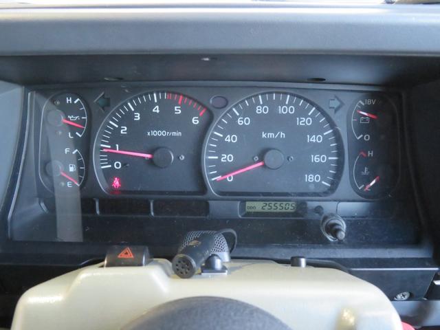 �y�X�s�[�h���[�^�[�z���[�^�[������傫�ȏ��������Y��ɕۂ���Ă���܂���