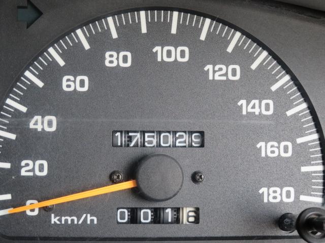 �y�X�s�[�h���[�^�[�z���[�^�[������傫�ȏ��������Y��ɕۂ���Ă���܂���