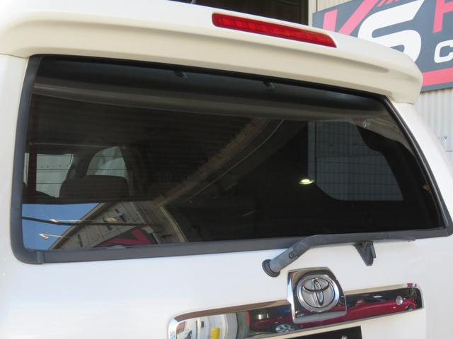 �y���A�K���X�z�d���ŊJ���܂��I�����ꏊ�ł̉ו��̐ς݉��낵�ɏd�󂵂܂���