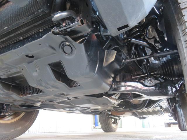 ＦＪクルーザー ブラックカラーパッケージ　ＦＪクルーザー　ブラックカラーパッケージ　専用純正ホイール　クルコン　Ａトラ　クリアランスソナー　ホワイトルーフ　ナビ　フルセグＴＶ　Ｂカメラ　Ｂｌｕｅｔｏｏｔｈ　サイドステップ　エアバッグ　ＥＴＣ（9枚目）