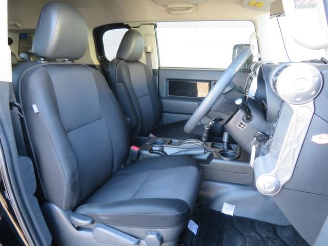 ＦＪクルーザー ブラックカラーパッケージ　ＦＪクルーザー　ブラックカラーパッケージ　専用純正ホイール　クルコン　Ａトラ　クリアランスソナー　ホワイトルーフ　ナビ　フルセグＴＶ　Ｂカメラ　Ｂｌｕｅｔｏｏｔｈ　サイドステップ　エアバッグ　ＥＴＣ（15枚目）