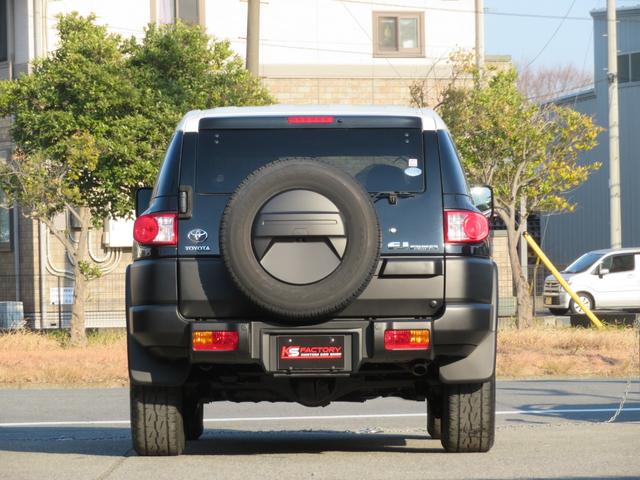 ＦＪクルーザー ブラックカラーパッケージ　ＦＪクルーザー　ブラックカラーパッケージ　専用純正ホイール　クルコン　Ａトラ　クリアランスソナー　ホワイトルーフ　ナビ　フルセグＴＶ　Ｂカメラ　Ｂｌｕｅｔｏｏｔｈ　サイドステップ　エアバッグ　ＥＴＣ（28枚目）