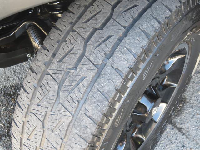 ＦＪクルーザー ブラックカラーパッケージ　ＦＪクルーザー　ブラックカラーパッケージ　専用純正ホイール　クルコン　Ａトラ　クリアランスソナー　ホワイトルーフ　ナビ　フルセグＴＶ　Ｂカメラ　Ｂｌｕｅｔｏｏｔｈ　サイドステップ　エアバッグ　ＥＴＣ（39枚目）