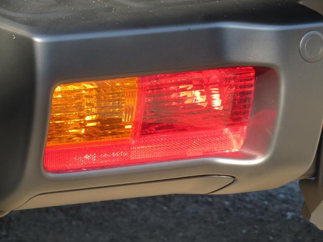 ＦＪクルーザー ブラックカラーパッケージ　ＦＪクルーザー　ブラックカラーパッケージ　専用純正ホイール　クルコン　Ａトラ　クリアランスソナー　ホワイトルーフ　ナビ　フルセグＴＶ　Ｂカメラ　Ｂｌｕｅｔｏｏｔｈ　サイドステップ　エアバッグ　ＥＴＣ（40枚目）