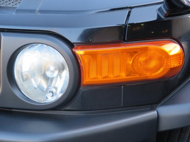 ＦＪクルーザー カラーパッケージ　ルーフラック　サイドステップ　クルコン　クリアランスソナー　本革ハンドル　Ｂｌｕｅｔｏｏｔｈ接続対応カーナビ　デジタルＴＶ　ＥＴＣ　マットブラックバンパー　純正スチールホイール　カーテンエアバッグ（38枚目）