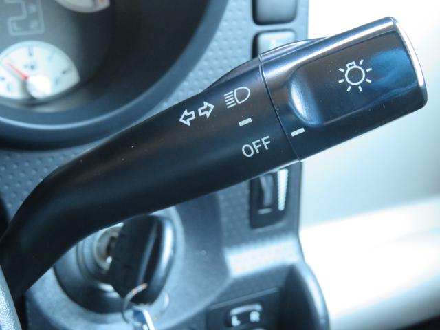 ＦＪクルーザー カラーパッケージ　ルーフラック　サイドステップ　クルコン　クリアランスソナー　本革ハンドル　Ｂｌｕｅｔｏｏｔｈ接続対応カーナビ　デジタルＴＶ　ＥＴＣ　マットブラックバンパー　純正スチールホイール　カーテンエアバッグ（53枚目）