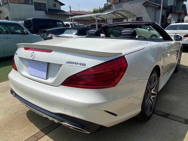 ＳＬ ＳＬ５５０　レーダーセーフティパッケージ／パークトロニック／パーキングアシストリアビューカメラ／ＬＥＤインテリジェントライトシステム／サイドシルスポイラー／マジックスカイコントロールパノラミックバリオルーフ（16枚目）