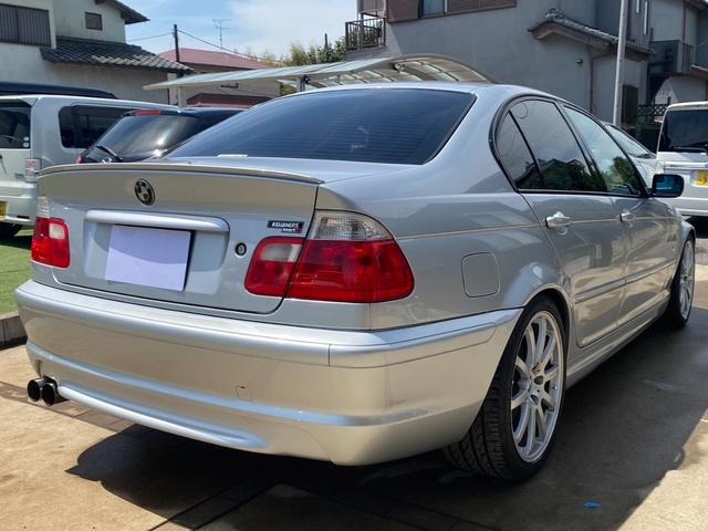 ３シリーズ ３３０ｉ　Ｍスポーツ　希少左ハンドル／ＭＴ／サンルーフ／ワンオーナー／社外ナビ／ＥＴＣ／社外マフラー（純正有）／車高調／規格外１８インチアルミ（純正有）／オートエアコン／キーレス（12枚目）