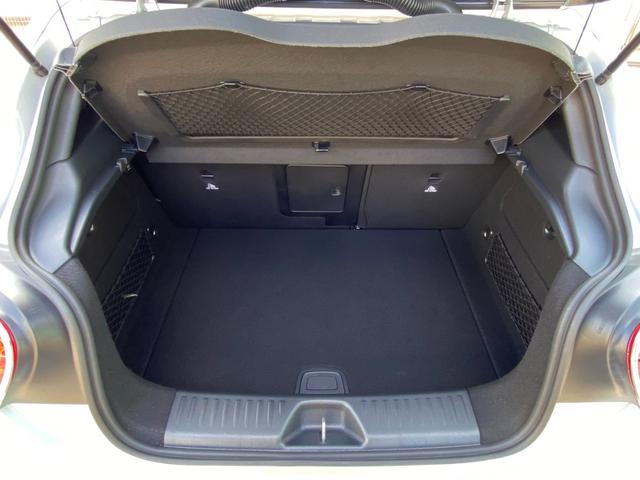 Ａクラス Ａ１８０　スタイル　ユーザー買取車／純正オーディオディスプレイ／バックモニター／ＬＥＤヘッドライト／社外１９インチアルミ／ブラインドスポットモニター／ハーフレザーシート／社外前後ドライブレコーダー／前席シートヒーター／（36枚目）