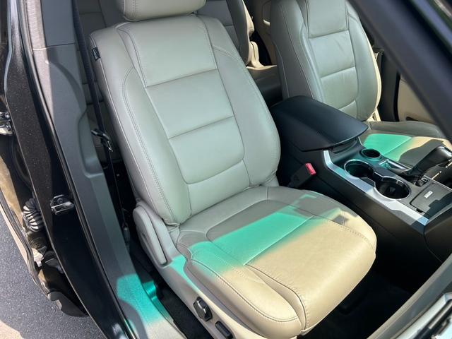エクスプローラー ＸＬＴ　エコブースト　ディスプレイオーディオ　Ｂｌｕｅｔｏｏｔｈ　サイド・バックカメラ　ベージュレザーシート　シートヒーター　パワーシート　ルーフレール　ＥＴＣ　クルーズコントロール　ディスチャージヘッドライト（15枚目）