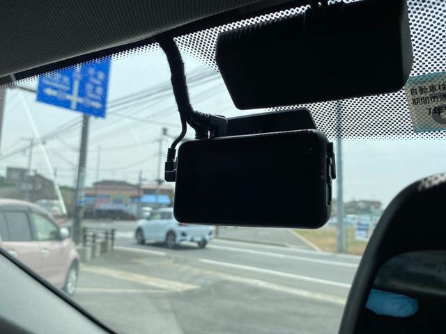 Ｘ１ ｘＤｒｉｖｅ　１８ｄ　ｘライン　ワンオーナー／レザーシート／パワーバックドア／アダプティブクルーズコントロール／前席シートヒーター／純正ナビ／ＬＥＤヘッドライト／社外前後ドライブレコーダー／前席パワーシート／ＥＴＣ／バックモニター（50枚目）