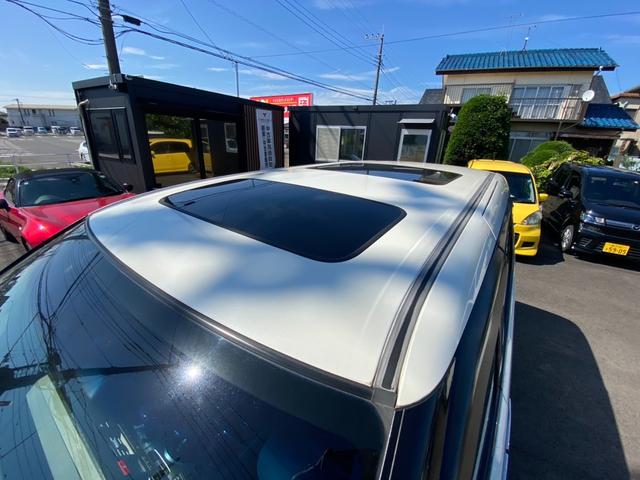 エリシオンプレステージ Ｓ　ＨＤＤナビスペシャルパッケージ　ユーザー買取車／サンルーフ／純正ナビ／フルセグ／バックモニター／ＥＴＣ／両側電動スライドドア／ＣＤ／ＤＶＤ／キセノンヘッドライト／ハーフレザーシート／社外リアモニター／ステアリングスイッチ／純正アルミ（19枚目）