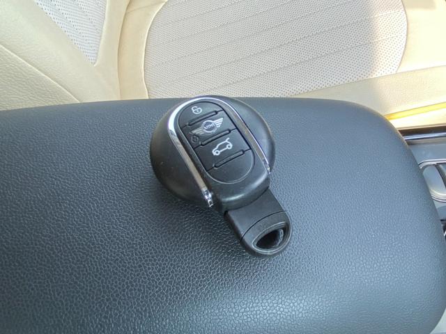 ＭＩＮＩ クーパーＤ　クラブマン　ユーザー買取車／純正ナビ／バックモニター／コーナーセンサー／ＬＥＤヘッドライト／純正ＥＴＣ／クルーズコントロール／アイドリングストップ／純正アルミ／スマートキー／フォグランプ（8枚目）