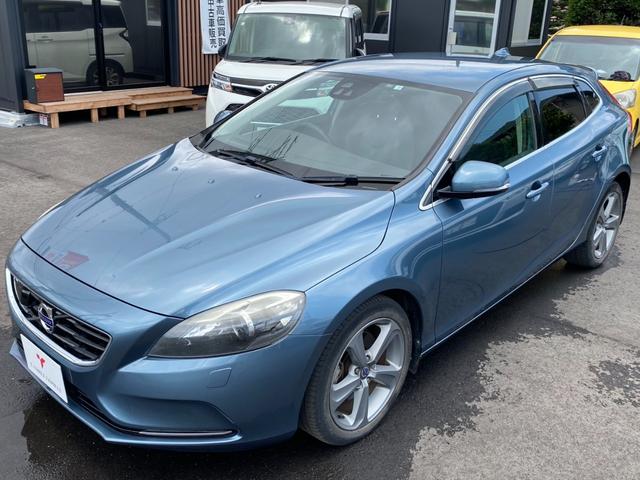 Ｖ４０ Ｔ４　ＳＥ　ポールスター　レザーパッケージ　純正ＨＤＤナビ・フルセグ　バックカメラ　シティセーフティ　アダプティブクルーズコントロール　アクティブＨＩＤヘッドライト　ＢＳＭ　パワーシート　シートヒーター　ＥＴＣ（12枚目）
