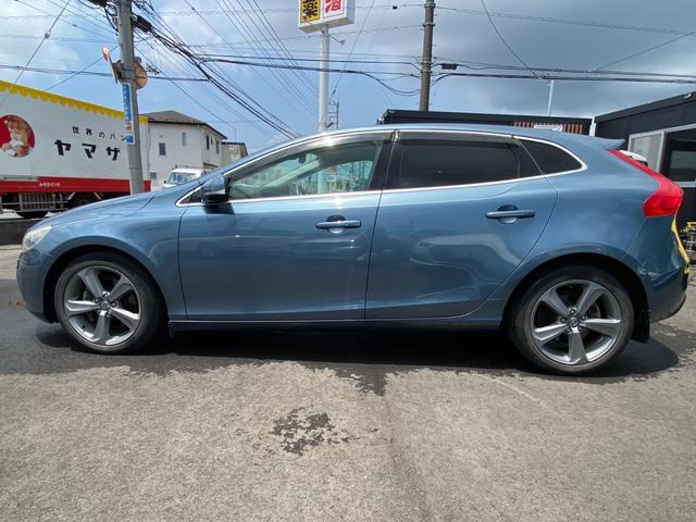 Ｖ４０ Ｔ４　ＳＥ　ポールスター　レザーパッケージ　純正ＨＤＤナビ・フルセグ　バックカメラ　シティセーフティ　アダプティブクルーズコントロール　アクティブＨＩＤヘッドライト　ＢＳＭ　パワーシート　シートヒーター　ＥＴＣ（18枚目）