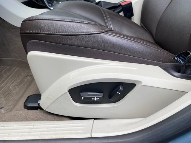Ｖ４０ Ｔ４　ＳＥ　ポールスター　レザーパッケージ　純正ＨＤＤナビ・フルセグ　バックカメラ　シティセーフティ　アダプティブクルーズコントロール　アクティブＨＩＤヘッドライト　ＢＳＭ　パワーシート　シートヒーター　ＥＴＣ（54枚目）