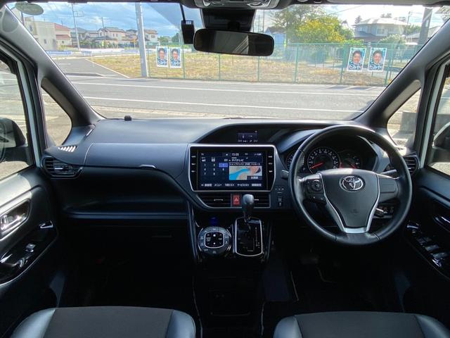 ノア Ｓｉ　ダブルバイビーＩＩ　ワンオーナー車　純正１０インチナビ　フルセグ　ＣＤ　ＤＶＤ　Ｂｌｕｅｔｏｏｔｈ　純正フリップダウンモニター　純正ドラレコ　バックモニター　両側電動スライドドア　ＥＴＣ２．０　セーフティセンス　クルコン（4枚目）