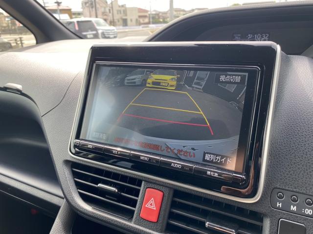 ノア Ｓｉ　ワンオーナー車　純正９インチナビ　純正フリップダウンモニター　ＥＴＣ　両側電動スライドドア　ＬＥＤヘッドライト　セーフティセンスＣ　プリクラ　コーナーセンサー　フルセグ　バックモニター　純正アルミ（5枚目）