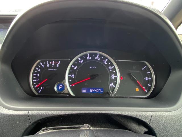 ノア Ｓｉ　ワンオーナー車　純正９インチナビ　純正フリップダウンモニター　ＥＴＣ　両側電動スライドドア　ＬＥＤヘッドライト　セーフティセンスＣ　プリクラ　コーナーセンサー　フルセグ　バックモニター　純正アルミ（9枚目）