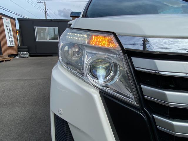 ノア Ｓｉ　ワンオーナー車　純正９インチナビ　純正フリップダウンモニター　ＥＴＣ　両側電動スライドドア　ＬＥＤヘッドライト　セーフティセンスＣ　プリクラ　コーナーセンサー　フルセグ　バックモニター　純正アルミ（23枚目）