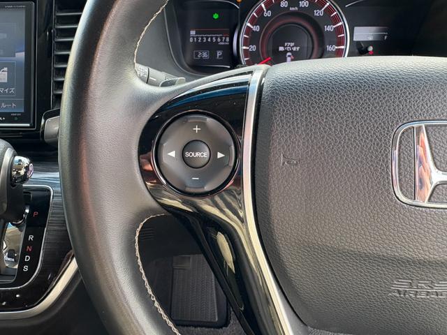 オデッセイ アブソルート・ＥＸホンダセンシング　禁煙車／ワンオーナー／ホンダセンシング／純正８インチインターナビ・フルセグ／バックカメラ／純正フリップダウンモニター／ＥＴＣ／両側電動スライドドア／ハーフレザーシート／ＡＣＣ／ＬＥＤヘッドランプ（7枚目）