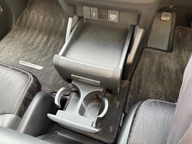 オデッセイ アブソルート・ＥＸホンダセンシング　禁煙車／ワンオーナー／ホンダセンシング／純正８インチインターナビ・フルセグ／バックカメラ／純正フリップダウンモニター／ＥＴＣ／両側電動スライドドア／ハーフレザーシート／ＡＣＣ／ＬＥＤヘッドランプ（48枚目）