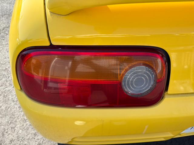 ビート ベースグレード　ベースグレード（２名）／５速マニュアル／ソフトトップ／純正Ｇａｔｈｅｒｓオーディオ／エアコン／パワーウィンドウ／実走行ｋ距離７９，０３７キロ／車検２年付き／ＳＰＡＲＣＯアルミホイール（19枚目）