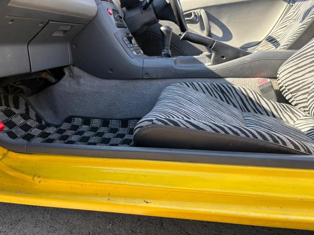 ビート ベースグレード　ベースグレード（２名）／５速マニュアル／ソフトトップ／純正Ｇａｔｈｅｒｓオーディオ／エアコン／パワーウィンドウ／実走行ｋ距離７９，０３７キロ／車検２年付き／ＳＰＡＲＣＯアルミホイール（26枚目）