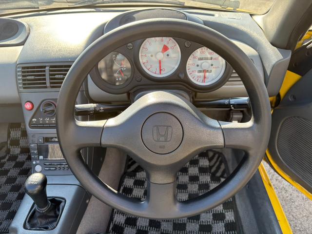 ビート ベースグレード　ベースグレード（２名）／５速マニュアル／ソフトトップ／純正Ｇａｔｈｅｒｓオーディオ／エアコン／パワーウィンドウ／実走行ｋ距離７９，０３７キロ／車検２年付き／ＳＰＡＲＣＯアルミホイール（27枚目）