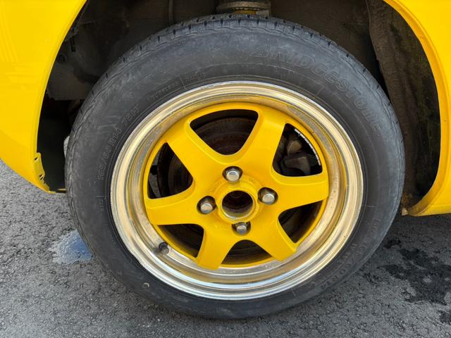 ビート ベースグレード　ベースグレード（２名）／５速マニュアル／ソフトトップ／純正Ｇａｔｈｅｒｓオーディオ／エアコン／パワーウィンドウ／実走行ｋ距離７９，０３７キロ／車検２年付き／ＳＰＡＲＣＯアルミホイール（31枚目）