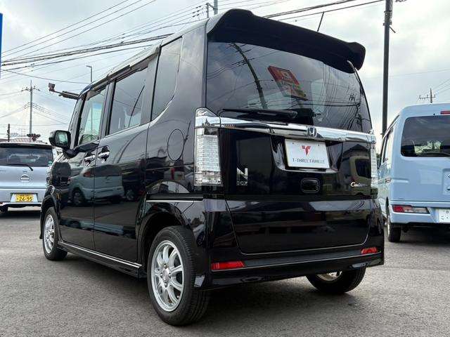 Ｎ－ＢＯＸカスタム Ｇ・Ａパッケージ　ワンオーナー／禁煙車／衝突被害軽減ブレーキ／純正ナビ・フルセグ／バックカメラ／Ｂｌｕｅｔｏｏｔｈ対応／ＥＴＣ／両側電動スライドドア／キセノンヘッドライト／社外１４インチアルミ／ドライブレコーダー（19枚目）
