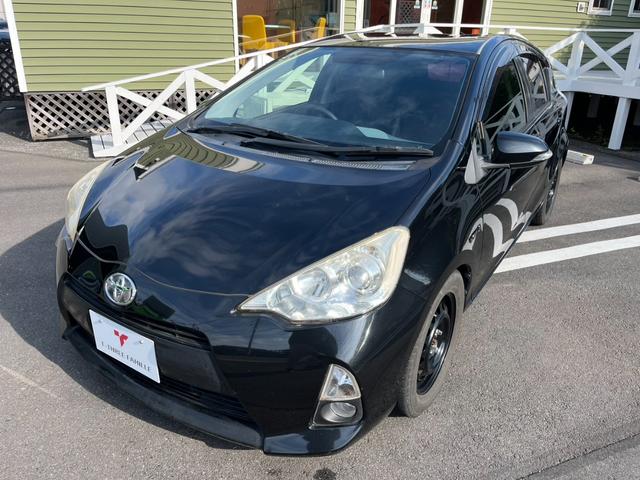 アクア Ｓ　ガナドールマフラー／社外ナビ／バックモニター／フルセグＴＶ／ＣＤ・ＤＶＤ再生／Ｂｌｕｅｔｏｏｔｈ音楽再生／オートライト／オートリトラクタブルミラー／ＥＴＣ／プッシュスタート／ＬＥＤバルブ／スペアキー（12枚目）