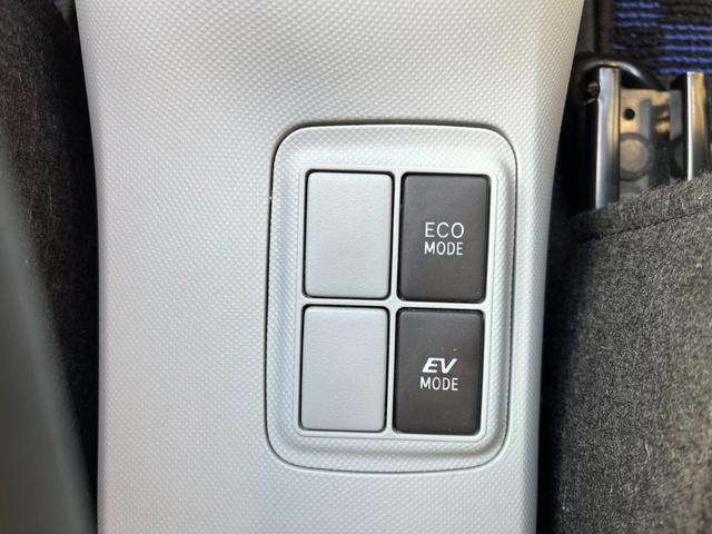 アクア Ｓ　ガナドールマフラー／社外ナビ／バックモニター／フルセグＴＶ／ＣＤ・ＤＶＤ再生／Ｂｌｕｅｔｏｏｔｈ音楽再生／オートライト／オートリトラクタブルミラー／ＥＴＣ／プッシュスタート／ＬＥＤバルブ／スペアキー（55枚目）