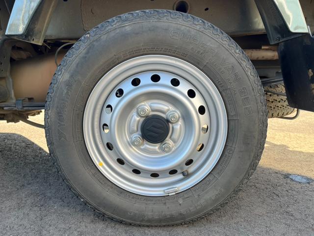 スーパーキャリイ Ｘ　禁煙車／ワンオーナー／ＡＴ車／ＬＥＤヘッドランプ／デュアルカメラブレーキサポート／三方開／レーンアシスト／アイドリングストップ／フォグランプ／エアコン／パワステ／パワーウインドウ／スペアキー（47枚目）