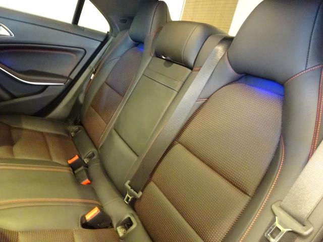 CLA180 スポーツ パノラミックスライディングルーフ レザーエクスクルーシブパッケージ レーダーセーフティパッケージ パークトロニック バックカメラ 純正ナビ フルセグTV パークトロニック キーレスゴー ETC LED(30枚目)
