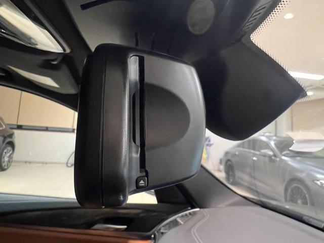 Ｘ３ ｘＤｒｉｖｅ　２０ｄ　Ｍスポーツ　アクティブクルーズコントロール　ブラウンレザーシート　純正ナビ　フルセグＴＶ　トップビュー＋サイドビューカメラ　オートマチックテールゲート　ＬＥＤヘッドライト　パドルシフト　ＢＳＭ　ＬＫＡ　１９ＡＷ（14枚目）