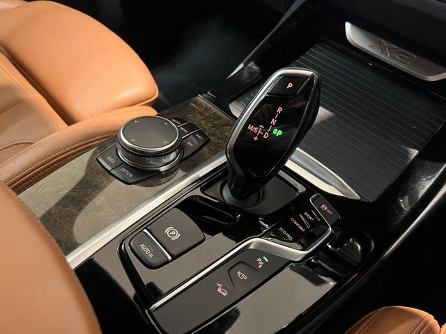 Ｘ３ ｘＤｒｉｖｅ　２０ｄ　Ｍスポーツ　アクティブクルーズコントロール　ブラウンレザーシート　純正ナビ　フルセグＴＶ　トップビュー＋サイドビューカメラ　オートマチックテールゲート　ＬＥＤヘッドライト　パドルシフト　ＢＳＭ　ＬＫＡ　１９ＡＷ（20枚目）