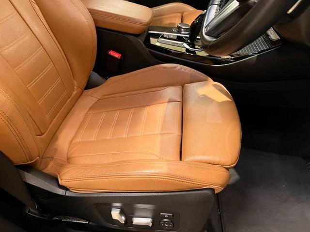 Ｘ３ ｘＤｒｉｖｅ　２０ｄ　Ｍスポーツ　アクティブクルーズコントロール　ブラウンレザーシート　純正ナビ　フルセグＴＶ　トップビュー＋サイドビューカメラ　オートマチックテールゲート　ＬＥＤヘッドライト　パドルシフト　ＢＳＭ　ＬＫＡ　１９ＡＷ（26枚目）