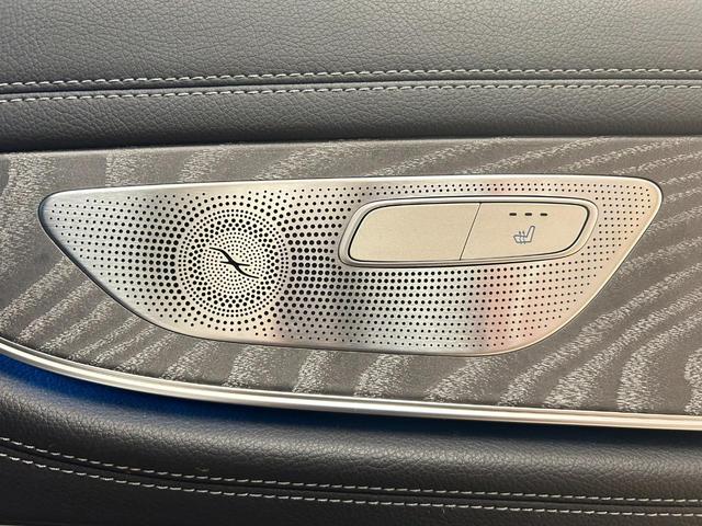 ＣＬＳクラス ＣＬＳ２２０ｄ　スポーツ　エクスクルーシブパッケージ　パノラミックスライディングルーフ　黒レザーシート　純正ナビ　フルセグ　３６０°カメラ　ヘッドアップディスプレイ　純正ドライブレコーダー　パワートランクリッド　アンビエントライト（19枚目）
