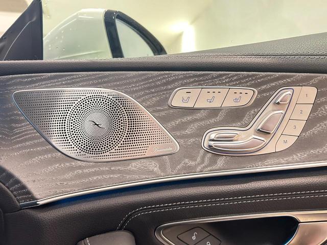 ＣＬＳクラス ＣＬＳ２２０ｄ　スポーツ　エクスクルーシブパッケージ　パノラミックスライディングルーフ　黒レザーシート　純正ナビ　フルセグ　３６０°カメラ　ヘッドアップディスプレイ　純正ドライブレコーダー　パワートランクリッド　アンビエントライト（23枚目）
