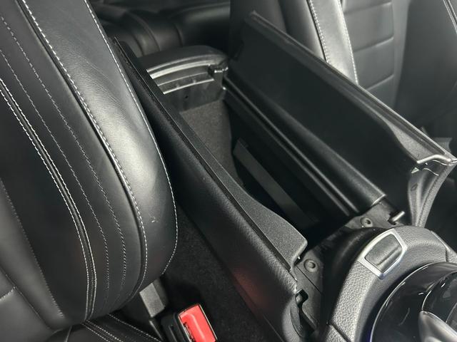 Ｅクラス Ｅ２００　アバンギャルド　スポーツ　パノラミックスライディングルーフ　レーダーセーフティパッケージ　ナッパレザー　純正ナビ　３６０°カメラ　ブルメスターサウンド　オートトランク　ドライブレコーダー　ＬＥＤ　ＥＴＣ　シートヒーター（37枚目）