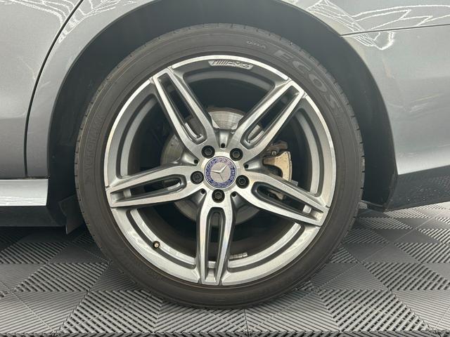 Ｅクラス Ｅ２００　アバンギャルド　スポーツ　パノラミックスライディングルーフ　レーダーセーフティパッケージ　ナッパレザー　純正ナビ　３６０°カメラ　ブルメスターサウンド　オートトランク　ドライブレコーダー　ＬＥＤ　ＥＴＣ　シートヒーター（63枚目）
