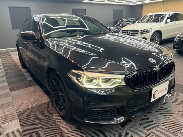 ５シリーズ ５３０ｉ　エディション　ミッション：インポッシブル　アクティブクルーズ　黒レザーシート　純正ナビ　フルセグＴＶ　トップビュー＋サイドビューカメラ　ヘッドアップディスプレイ　ｈａｒｍａｎ／ｋａｒｄｏｎ　ドラレコ　シートヒーター　パワートランク　ＬＥＤ（13枚目）