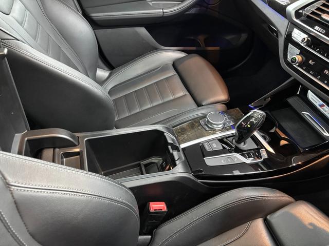 Ｘ３ Ｍ４０ｄ　パノラマガラスサンルーフ　黒レザーシート　アクティブクルーズコントロール　３６０°カメラ　純正ナビ　ドラレコ　オートマチックテールゲート　パワーシート　フルセグＴＶ　アンビエントライト（33枚目）