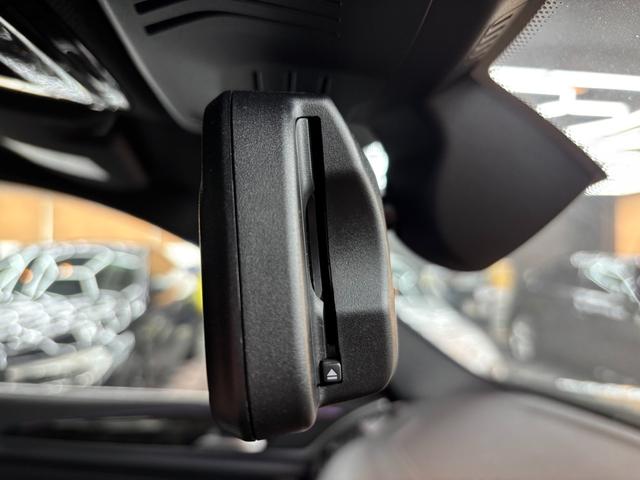 Ｘ３ Ｍ４０ｄ　パノラマガラスサンルーフ　黒レザーシート　アクティブクルーズコントロール　３６０°カメラ　純正ナビ　ドラレコ　オートマチックテールゲート　パワーシート　フルセグＴＶ　アンビエントライト（41枚目）