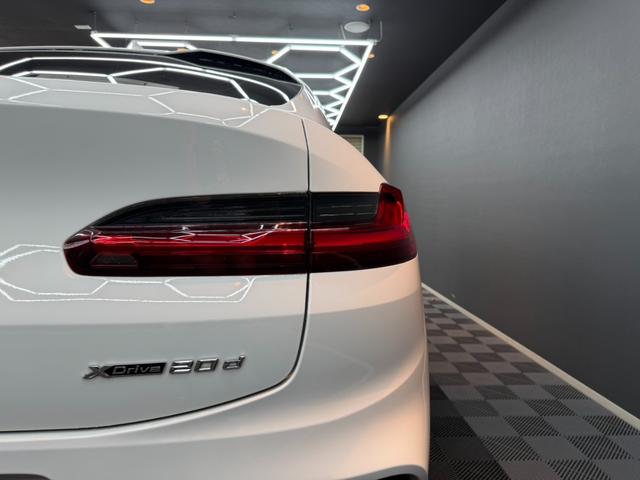 Ｘ４ ｘＤｒｉｖｅ　２０ｄ　Ｍスポーツ　モカブラウンレザー　アクティブクルーズ　純正ナビ　フルセグＴＶ　ヘッドアップディスプレイ　トップビュー＋サイドビューモニター　パワーテールゲート　シートベンチレーター　ＬＥＤ　ＥＴＣ　ドラレコ（52枚目）