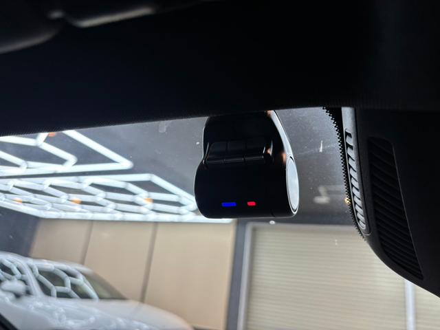 Ｂクラス Ｂ２００ｄ　ＡＭＧレザーエクスクルーシブパッケージ　）パノラミックスライディングルーフ　レザー　ナビパッケージ　レーダーセーフティパッケージ　アドバンスドパッケージ　ＨＵＤ　ドラレコ　純正ナビ　フルセグ　３６０°カメラ　パワーゲート　ＬＥＤ　ＥＴＣ（39枚目）