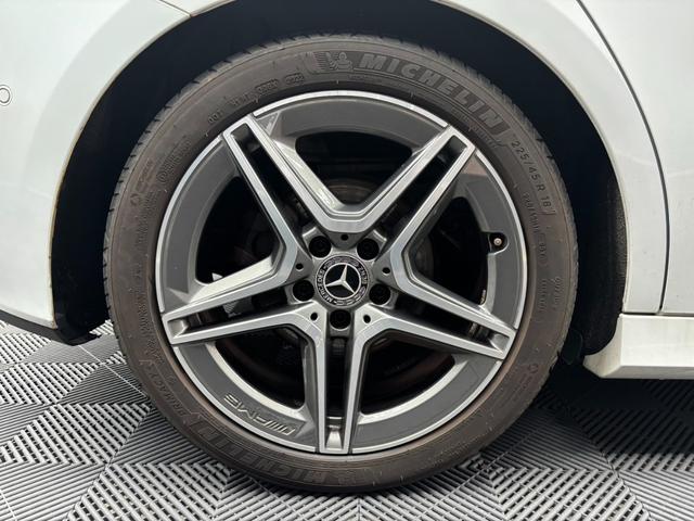 Ｂクラス Ｂ２００ｄ　ＡＭＧレザーエクスクルーシブパッケージ　）パノラミックスライディングルーフ　レザー　ナビパッケージ　レーダーセーフティパッケージ　アドバンスドパッケージ　ＨＵＤ　ドラレコ　純正ナビ　フルセグ　３６０°カメラ　パワーゲート　ＬＥＤ　ＥＴＣ（52枚目）