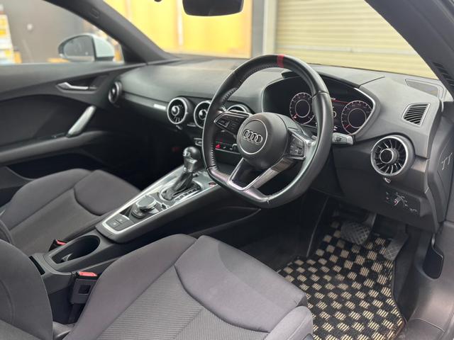 TTクーペ 1.8TFSI 1stエディション アダプティブクルーズコントロール 前後ドライブレコーダー 純正ナビ バックガイドモニター RSスタイルグリル ジャンボブレーキキャリパー LEDヘッドライト 社外20AW ジャンボブレーキキャリパー(16枚目)