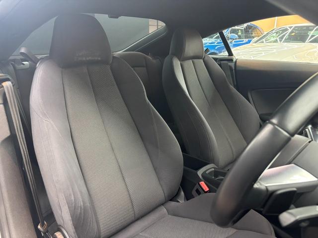 TTクーペ 1.8TFSI 1stエディション アダプティブクルーズコントロール 前後ドライブレコーダー 純正ナビ バックガイドモニター RSスタイルグリル ジャンボブレーキキャリパー LEDヘッドライト 社外20AW ジャンボブレーキキャリパー(17枚目)